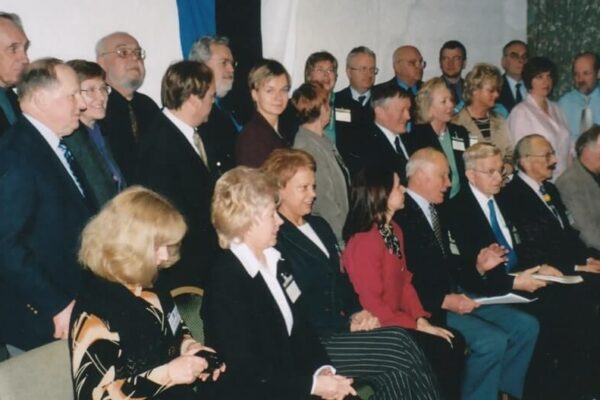 ÜEKN täiskogu Inglismaal 2004