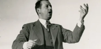 Eduard Tubin koori juhatamas. Foto: Eesti Teatri- ja Muusikamuuseum